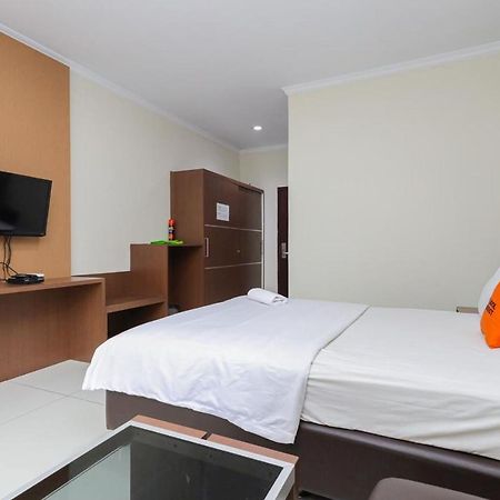 Koolkost Syariah At Taman Simprug Cikarang Hotel Bekasi Kültér fotó