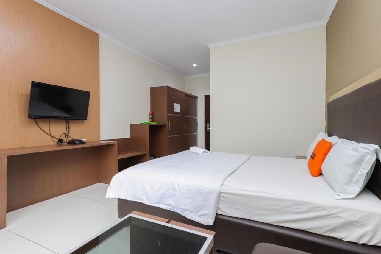 Koolkost Syariah At Taman Simprug Cikarang Hotel Bekasi Kültér fotó